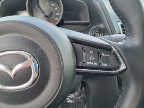 Used 2018 MAZDA MAZDA3 Touring FWD image 28