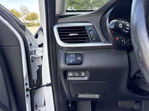 Used 2019 Kia Optima EX w/ EX Premium Package FWD image 24