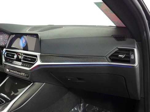 Used 2023 BMW M4 Competition image 14