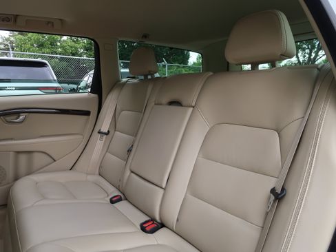 Used 2015 Volvo XC70 T6 Platinum w/ Climate Package AWD/4WD image 36