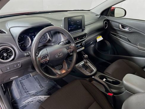 Used 2022 Hyundai Kona SEL w/ Convenience Package image 10