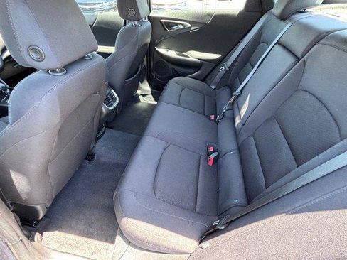 Used 2023 Chevrolet Malibu LT FWD image 14