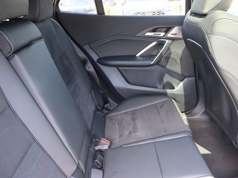 Used 2025 BMW X2 M35i AWD/4WD image 18