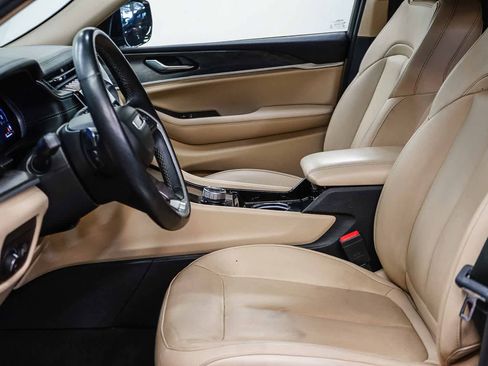 Used 2022 Jeep Grand Cherokee L Limited RWD image 17