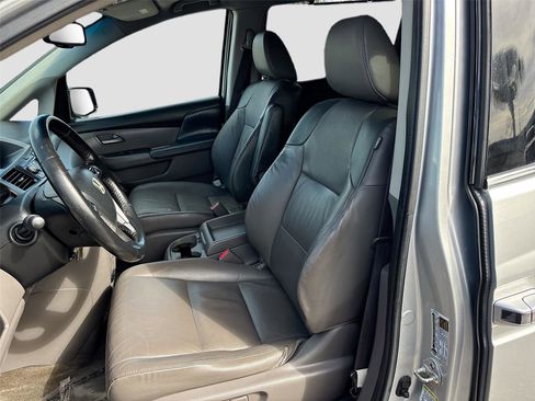 Used 2012 Honda Odyssey Touring image 38