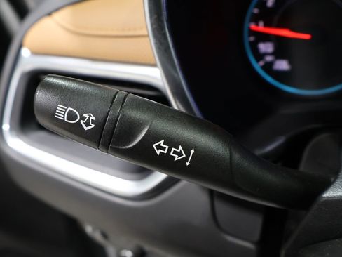 Used 2019 Chevrolet Equinox Premier image 39