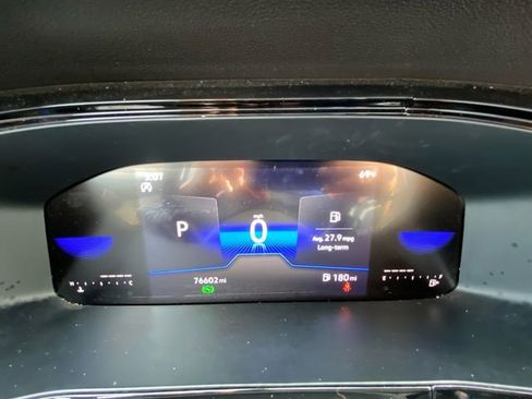 Used 2022 Volkswagen Taos S image 21