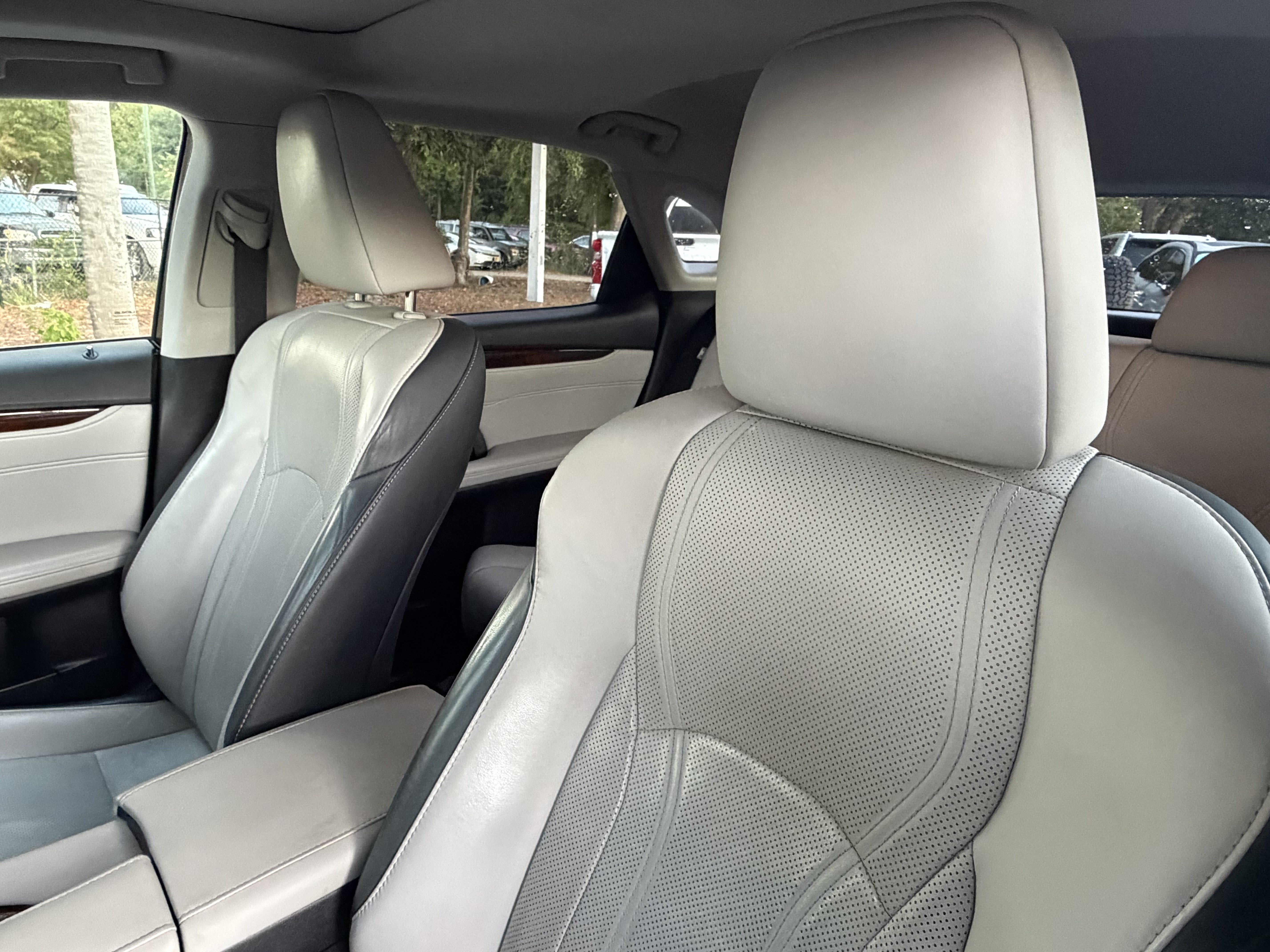 Used 2019 Lexus RX 350 FWD w/ Navigation Package image 18