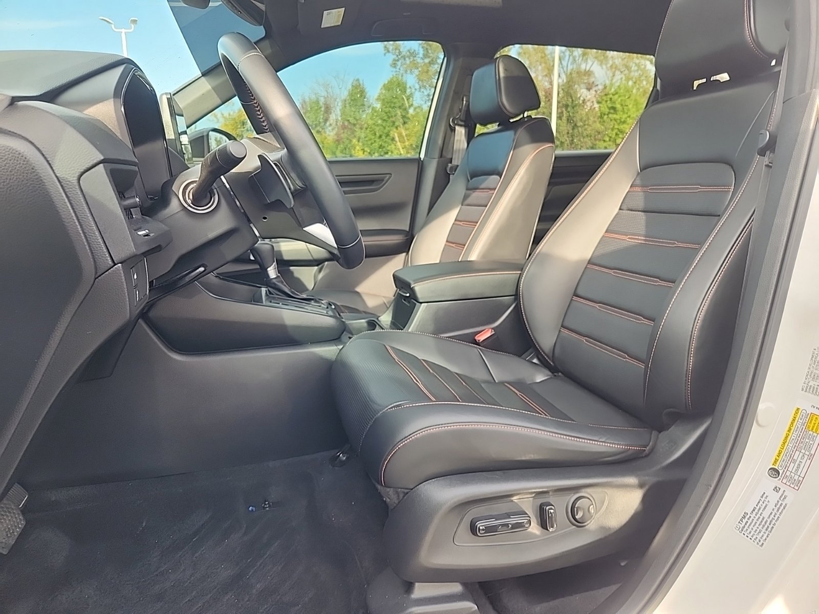 Used 2025 Honda CR-V Sport-L image 18