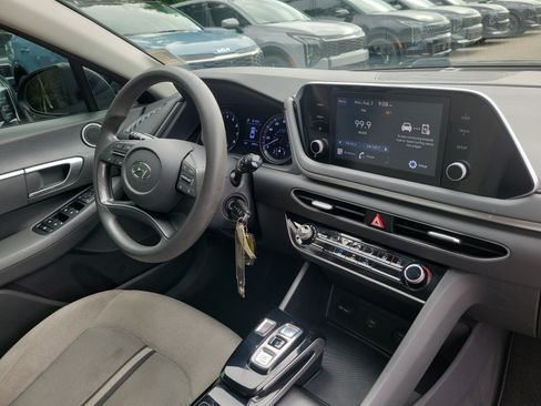 Used 2022 Hyundai Sonata SE FWD image 8