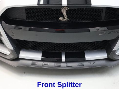 Used 2022 Ford Mustang Shelby GT500 w/ Carbon Fiber Track Pack RWD image 48