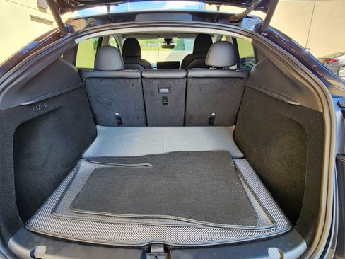 Used 2024 Tesla Model Y Long Range image 48