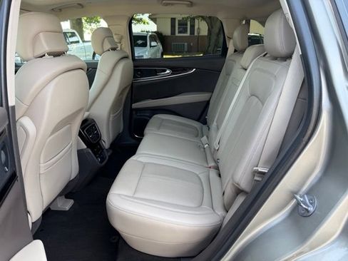 Used 2023 Lincoln Nautilus Reserve w/ Equipment Group 201A AWD/4WD image 19
