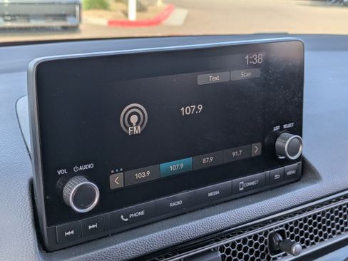 Used 2022 Honda Civic EX image 21