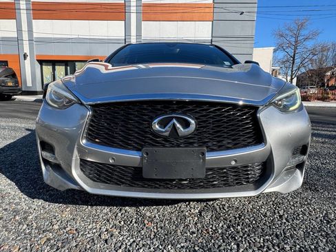 Used 2017 INFINITI QX30 Sport w/ Sport Leather Package image 2