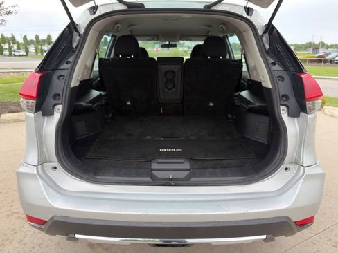 Used 2018 Nissan Rogue S AWD/4WD image 37