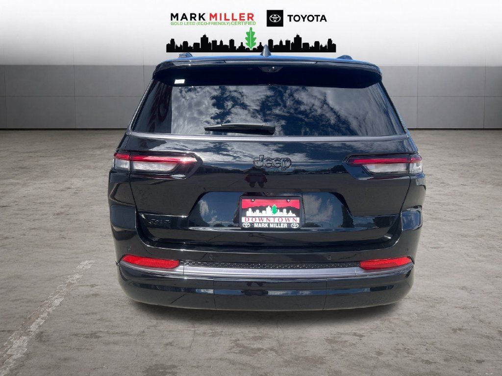 Used 2026 Jeep Grand Cherokee L Limited AWD/4WD image 4