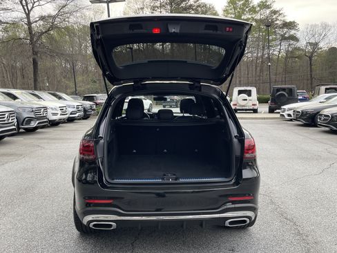 Used 2020 Mercedes-Benz GLC 300 image 9