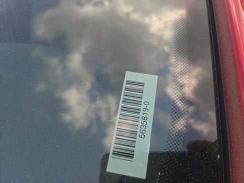 Used 2025 Jeep Compass Latitude w/ Sun & Sound Group image 6