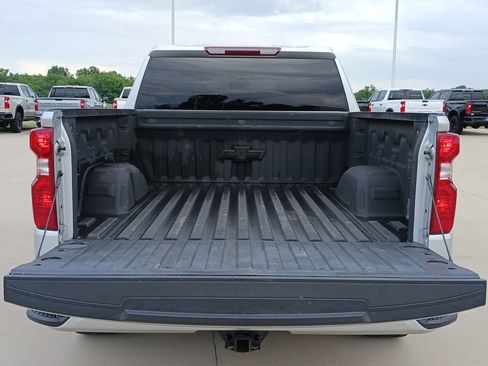 Used 2022 Chevrolet Silverado 1500 Custom AWD/4WD image 27