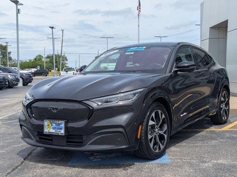 Used 2022 Ford Mustang Mach-E Premium AWD/4WD image 7