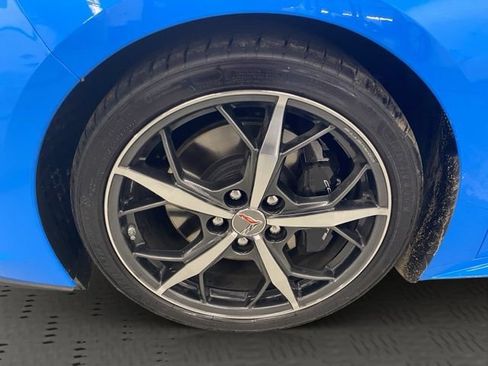 Used 2023 Chevrolet Corvette Stingray Premium Conv w/ Z51 Performance Package RWD image 16