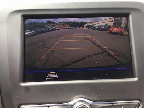 Used 2020 Chevrolet Equinox LS w/ LS Convenience Package AWD/4WD image 32