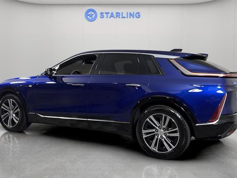 Used 2024 Cadillac Lyriq Luxury image 11