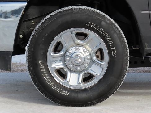 Used 2024 RAM 3500 Tradesman w/ Chrome Appearance Group image 14