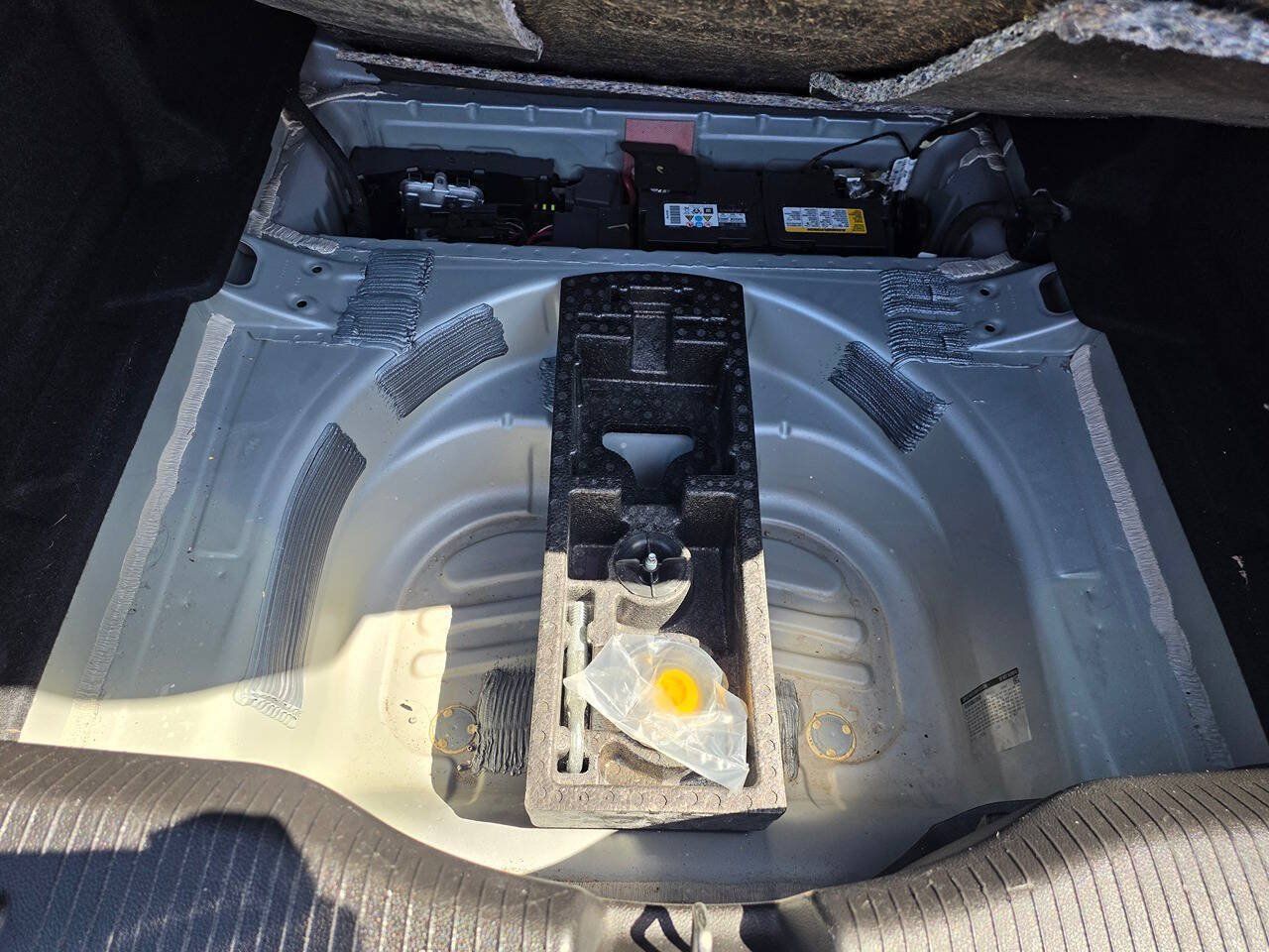 Used 2018 Chevrolet Cruze LS FWD image 26