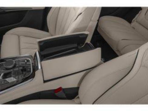 New 2027 BMW X7 xDrive40i w/ M Sport Package AWD/4WD image 9
