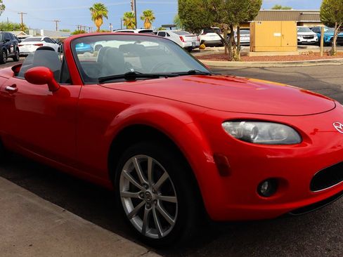 Used 2008 MAZDA MX-5 Miata Grand Touring w/ Premium Pkg RWD image 36