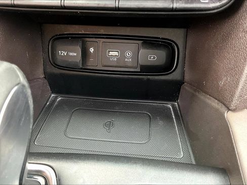 Used 2020 Hyundai Santa Fe Limited FWD image 15
