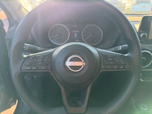 Certified 2025 Nissan Sentra S FWD image 8