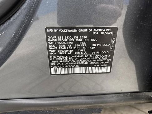 Used 2024 Volkswagen Atlas SEL image 41