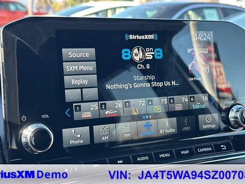 Used 2025 Mitsubishi Outlander SEL Black Edition image 29