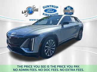 Used 2024 Cadillac Lyriq Sport w/ LPO, Floor Liner Package AWD/4WD 360° Tour