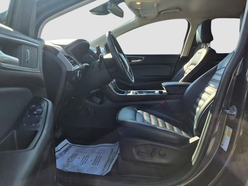 Used 2023 Ford Edge SEL w/ Sport Appearance Package image 29