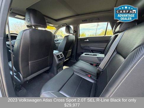 Used 2023 Volkswagen Atlas Cross Sport SEL R-Line AWD/4WD image 12