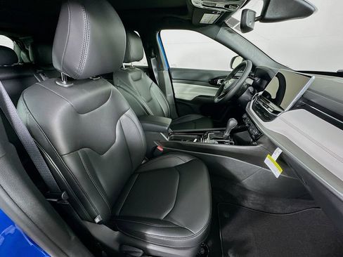 New 2026 Jeep Compass Limited w/ Sun, Sound & Navigation Group image 35