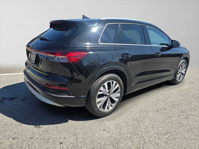 Used 2023 Audi Q4 e-tron Premium Plus w/ Premium Plus RWD image 3