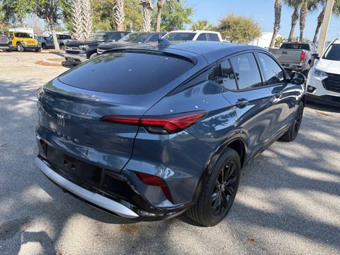 Used 2024 Buick Envista Sport Touring image 7