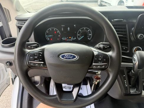 Used 2021 Ford Transit 250 Medium Roof AWD image 27
