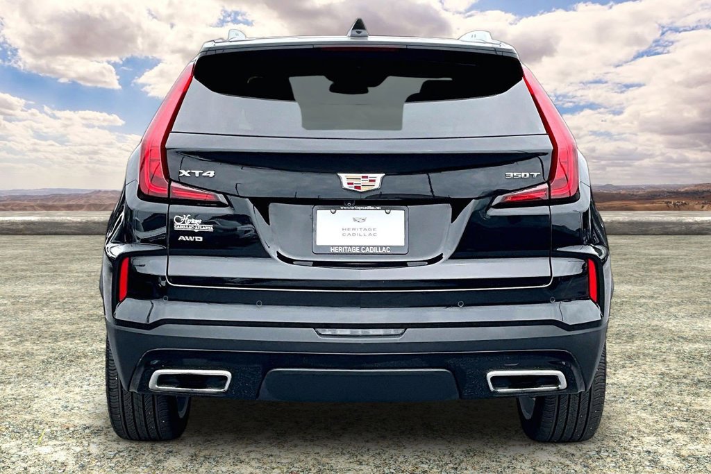 Used 2024 Cadillac XT4 Premium Luxury AWD/4WD image 6
