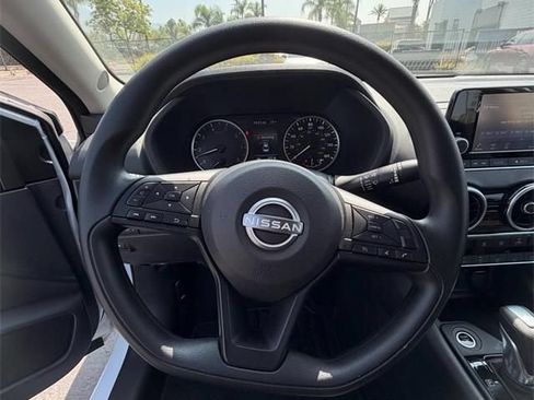 Used 2025 Nissan Sentra S FWD image 13