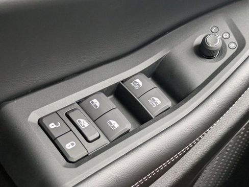 New 2025 Jeep Grand Cherokee L Limited w/ Black Appearance Package image 21