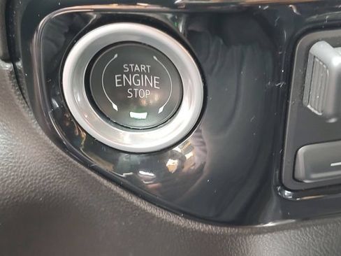 Used 2024 Chevrolet Silverado 1500 LT AWD/4WD image 19