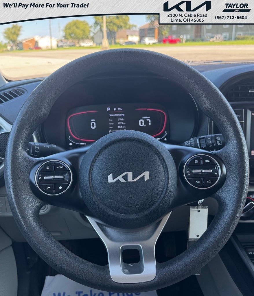 Used 2024 Kia Soul LX w/ Option Group 015 FWD image 11