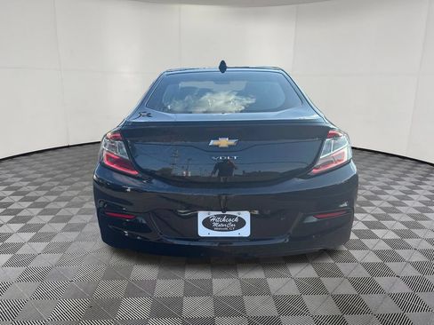 Used 2018 Chevrolet Volt Premier w/ Driver Confidence Package FWD image 4