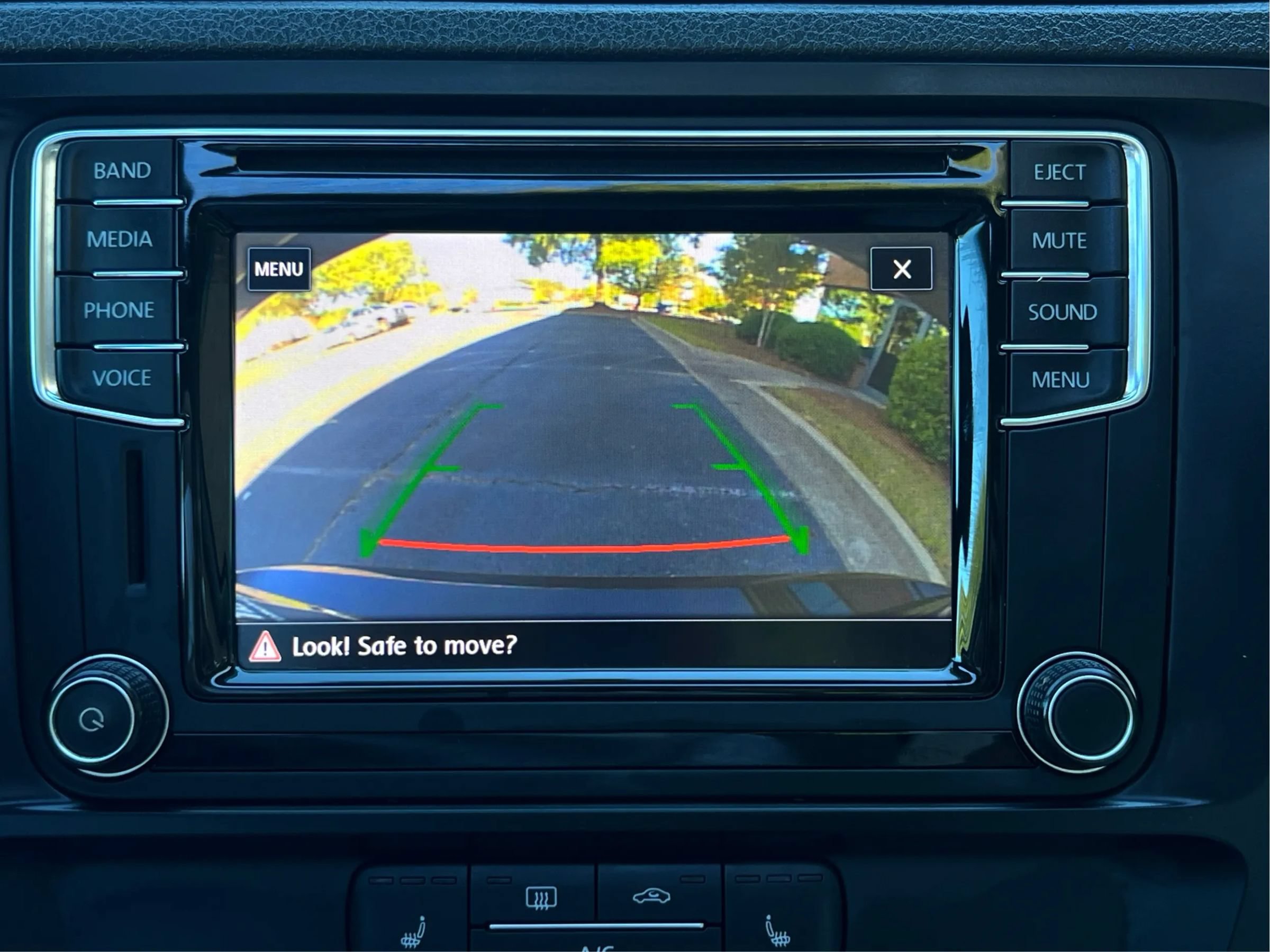 Used 2017 Volkswagen Jetta SE FWD image 14